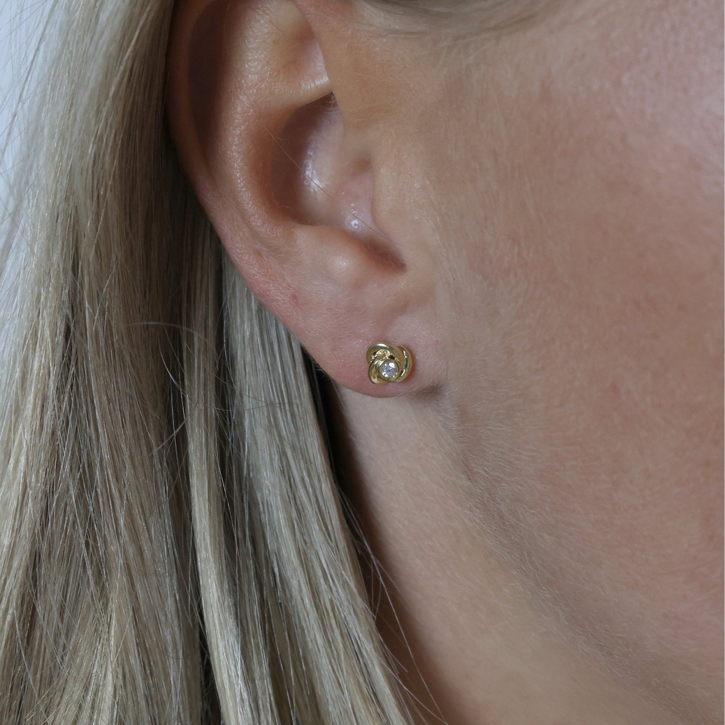 Ørestikker 8 Karat Guld med Cubic Zirkonia