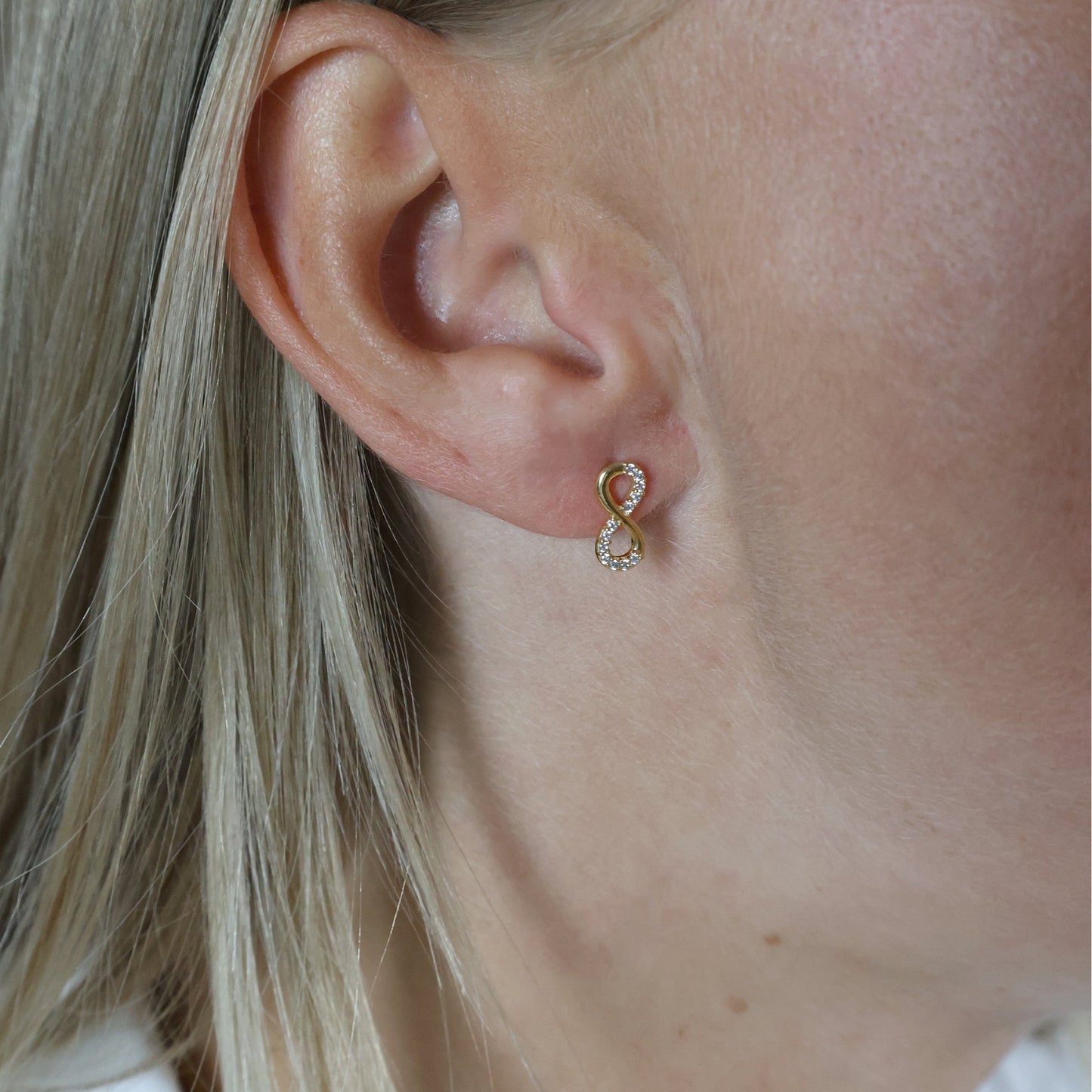 Ørestikker Evighed med Cubic Zirkonia 8 Karat Guld