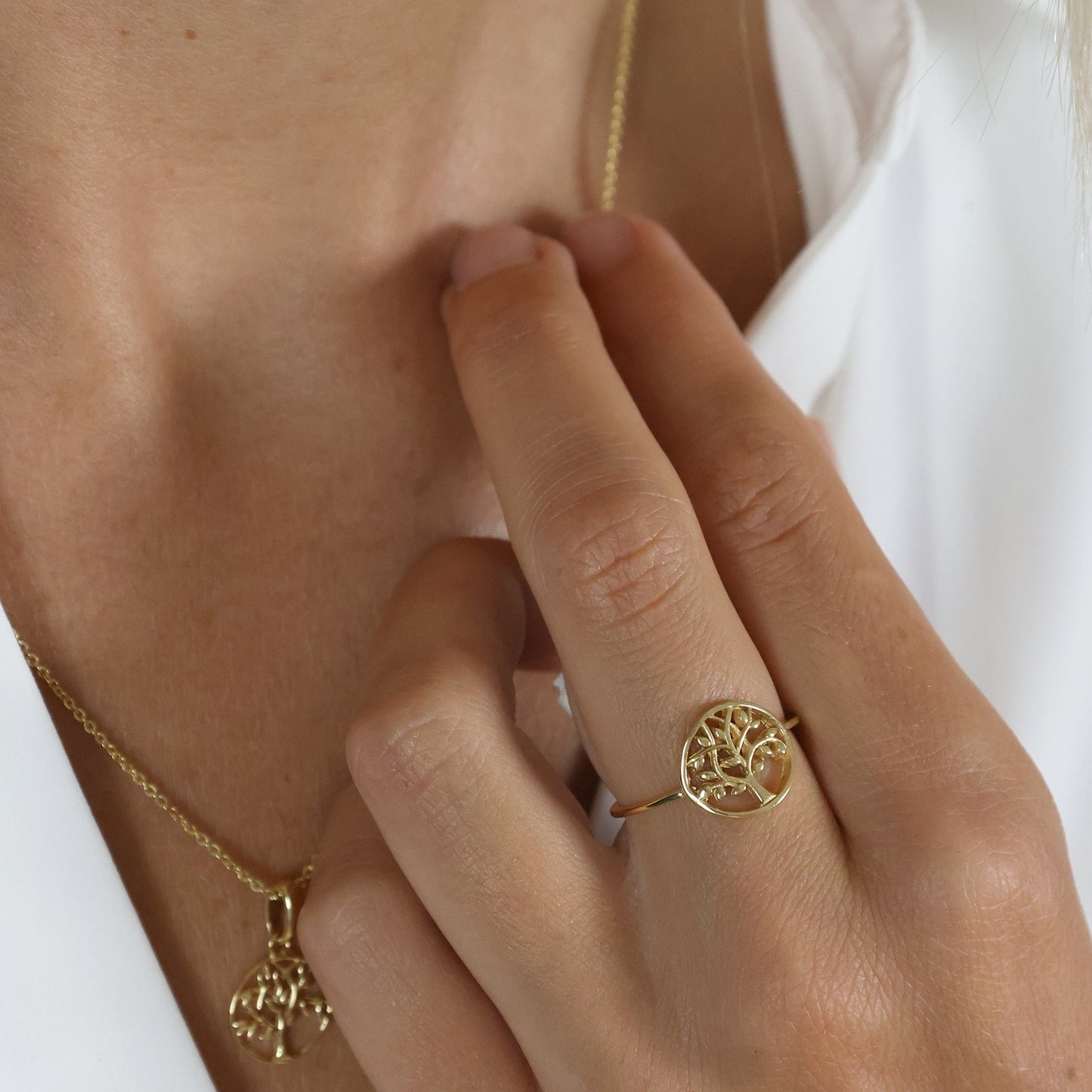 Ring Livets Træ 8 Karat Guld