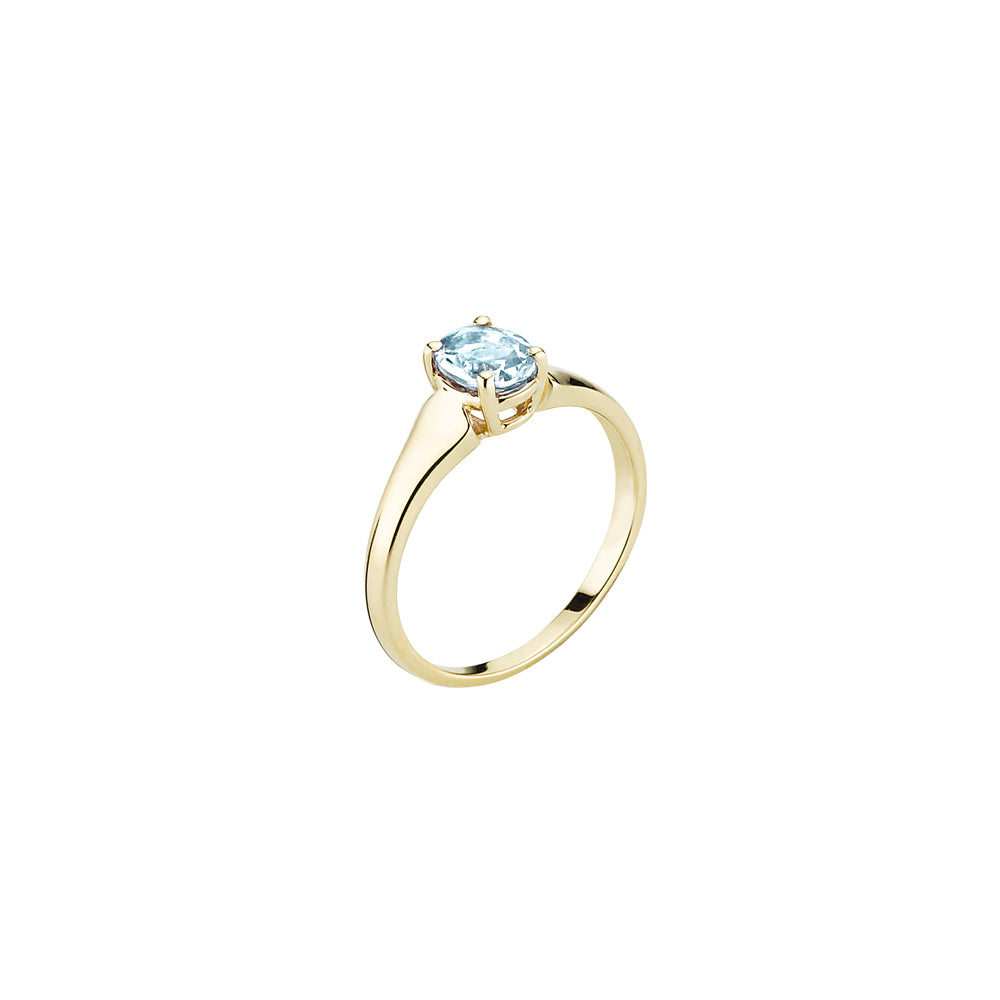 8 kt. guldring med blå topaz