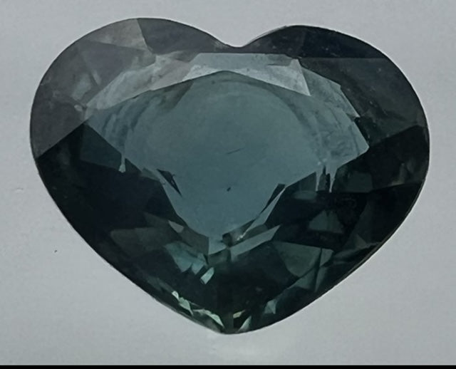 Hjerteslebet safir, grøn/gul/blå, 1.05 ct