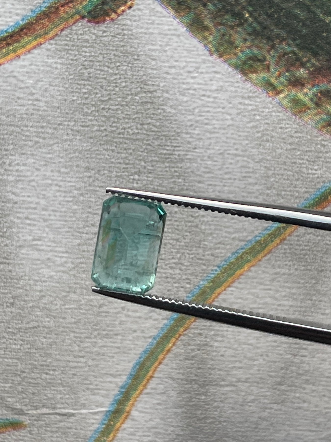 Smaragd, grøn, 1.34 ct