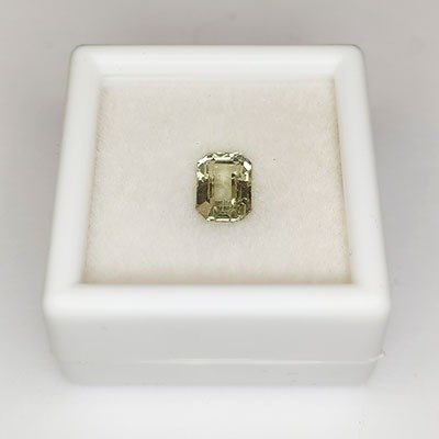 Green, Yellow Sapphire - 1.58 ct