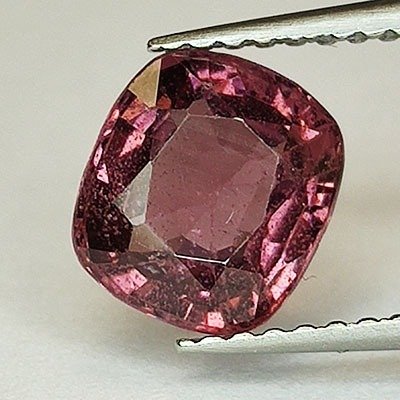Pink Spinel - 1.74 ct