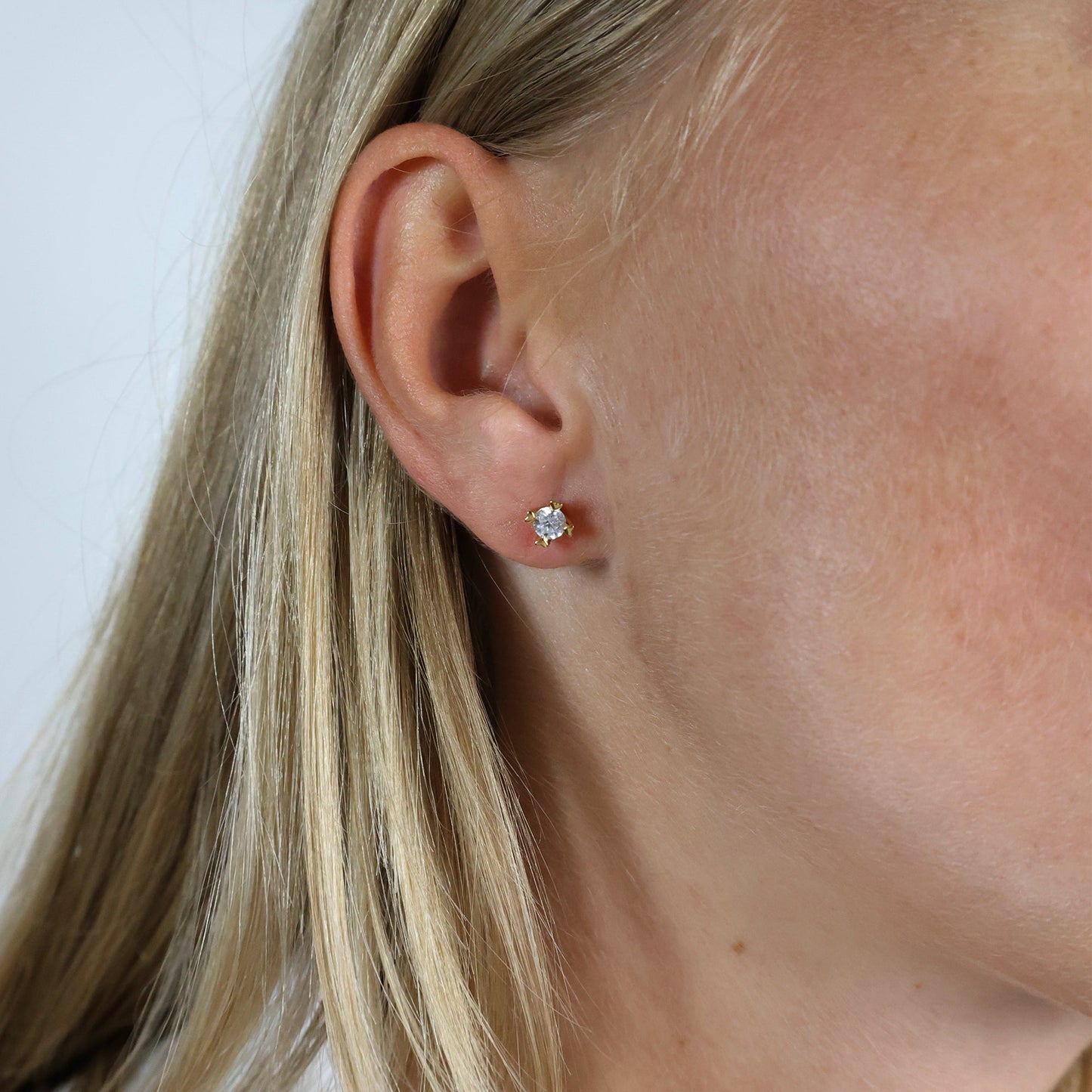 Mary Ørestikker 14 Karat Guld Med 2x0,25ct W/VS Labgrown Diamant