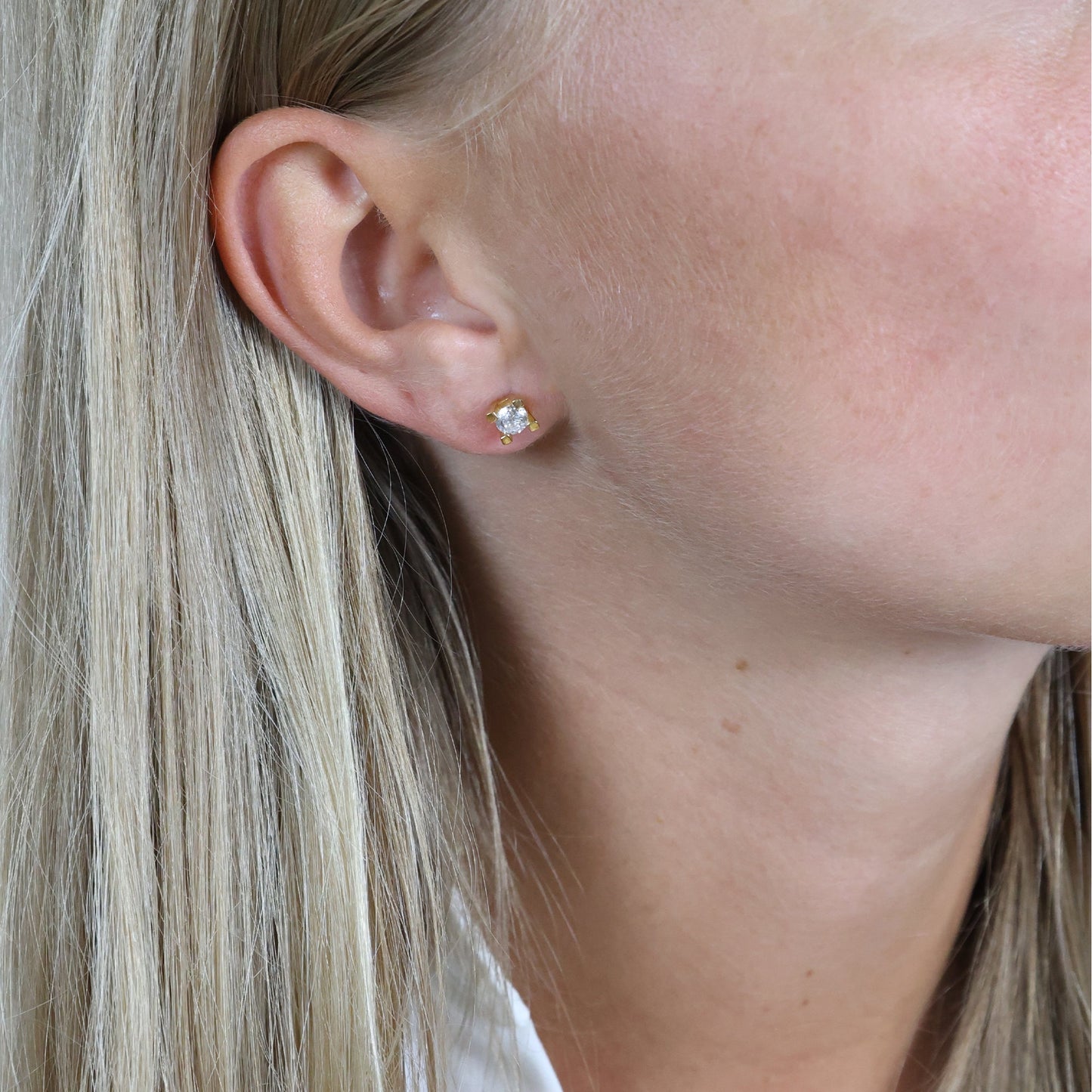 Eternity Ørestikker 14 Karat Guld Med 2x0,35ct W/SI Diamant