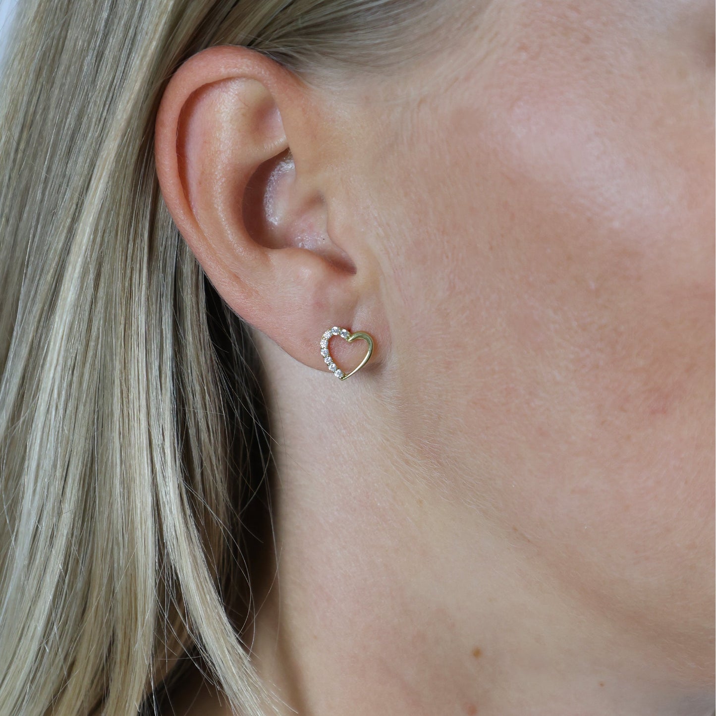 Ørestikker Hjerter med Cubic Zirkonia 8 Karat Guld
