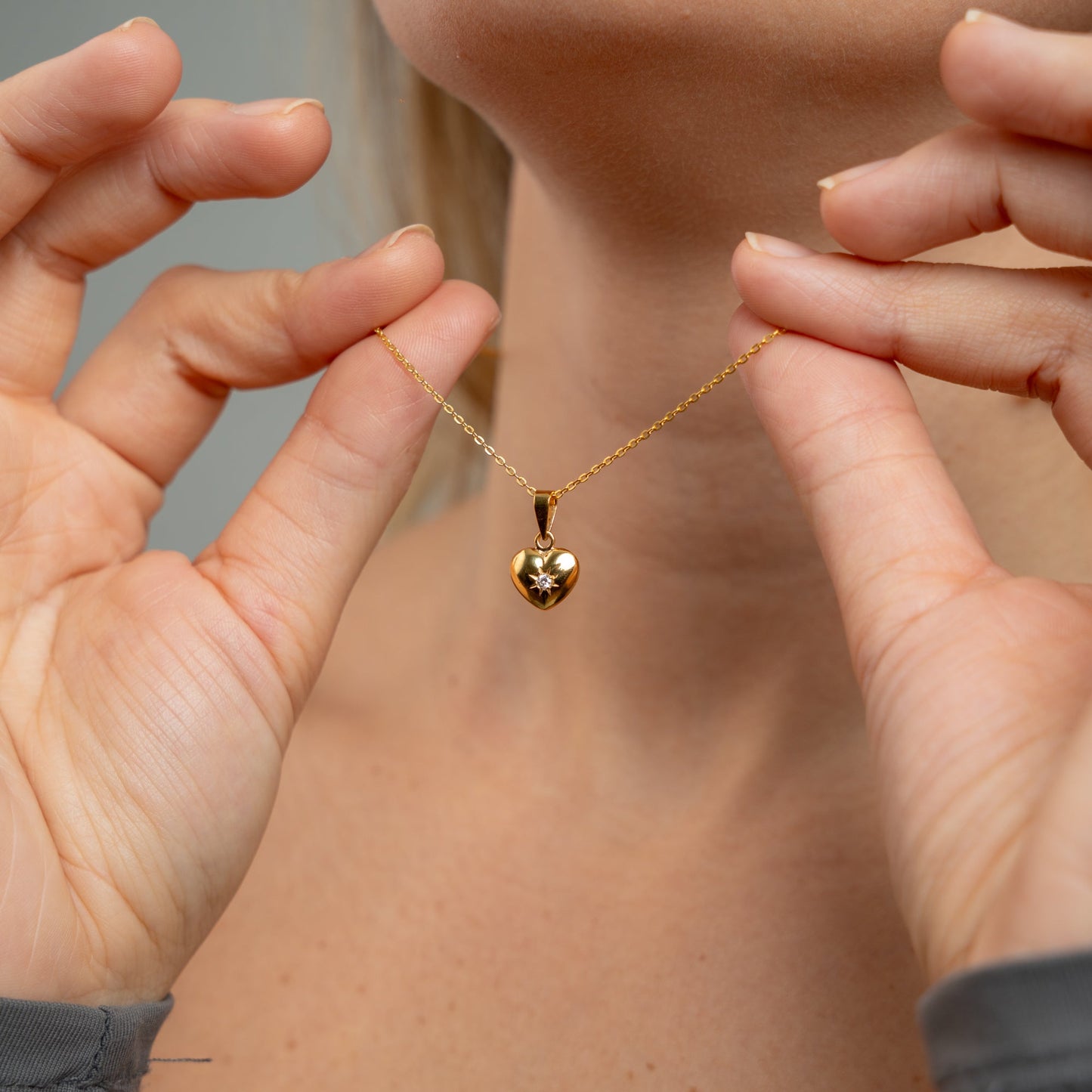 Halskæde med Vedhæng Hjerte 9 x 11 mm LG Diamant 0,03 Ct. 8 Karat Guld