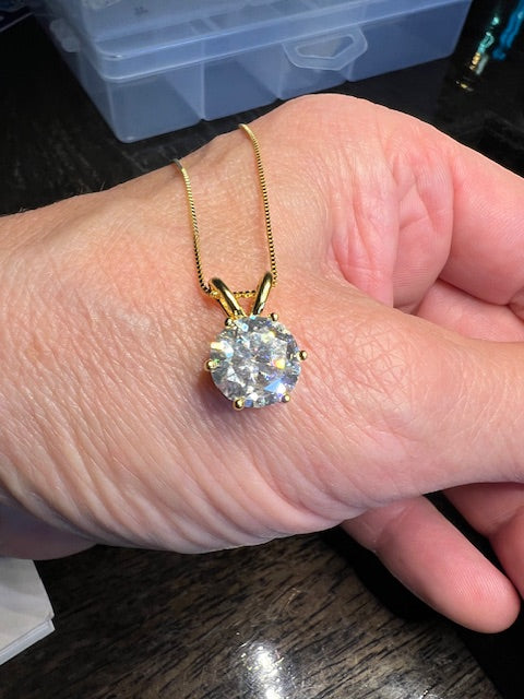 Sølvvedhæng belagt med 18 kt guld - isat lab Moissanite 5.00 ct