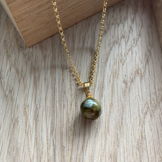 Vedhæng i forgyldt sølv - Temple