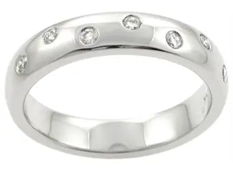 Fingerring i 14 kt guld med 7 diamanter