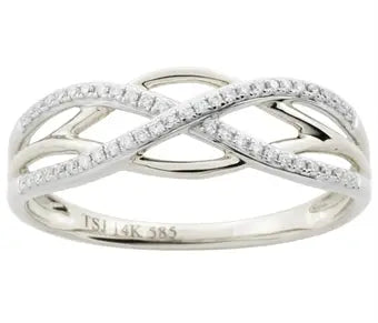 Diamantring i 14 karat guld med diamanter.