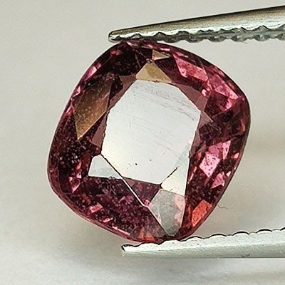 Narurlig pink spinel, 1.74 ct