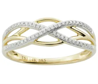Diamantring i 14 karat guld med diamanter.