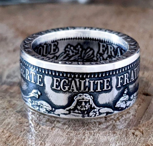 Frankring, 10 francs sølvmønt, "LIBERTE EGALITE FRATERNITE"