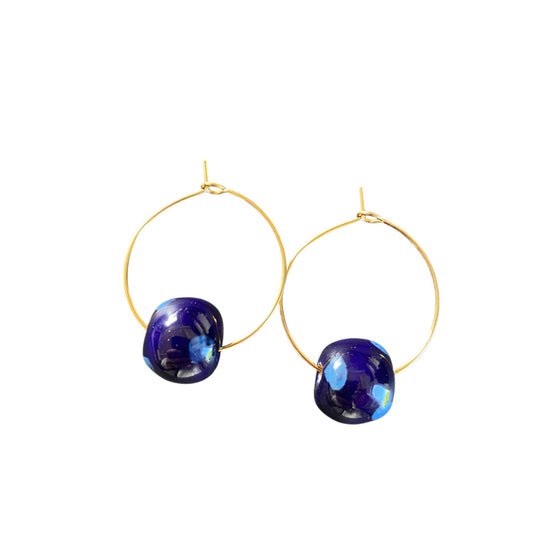 Unika øreringe - Mid blue / blue dots