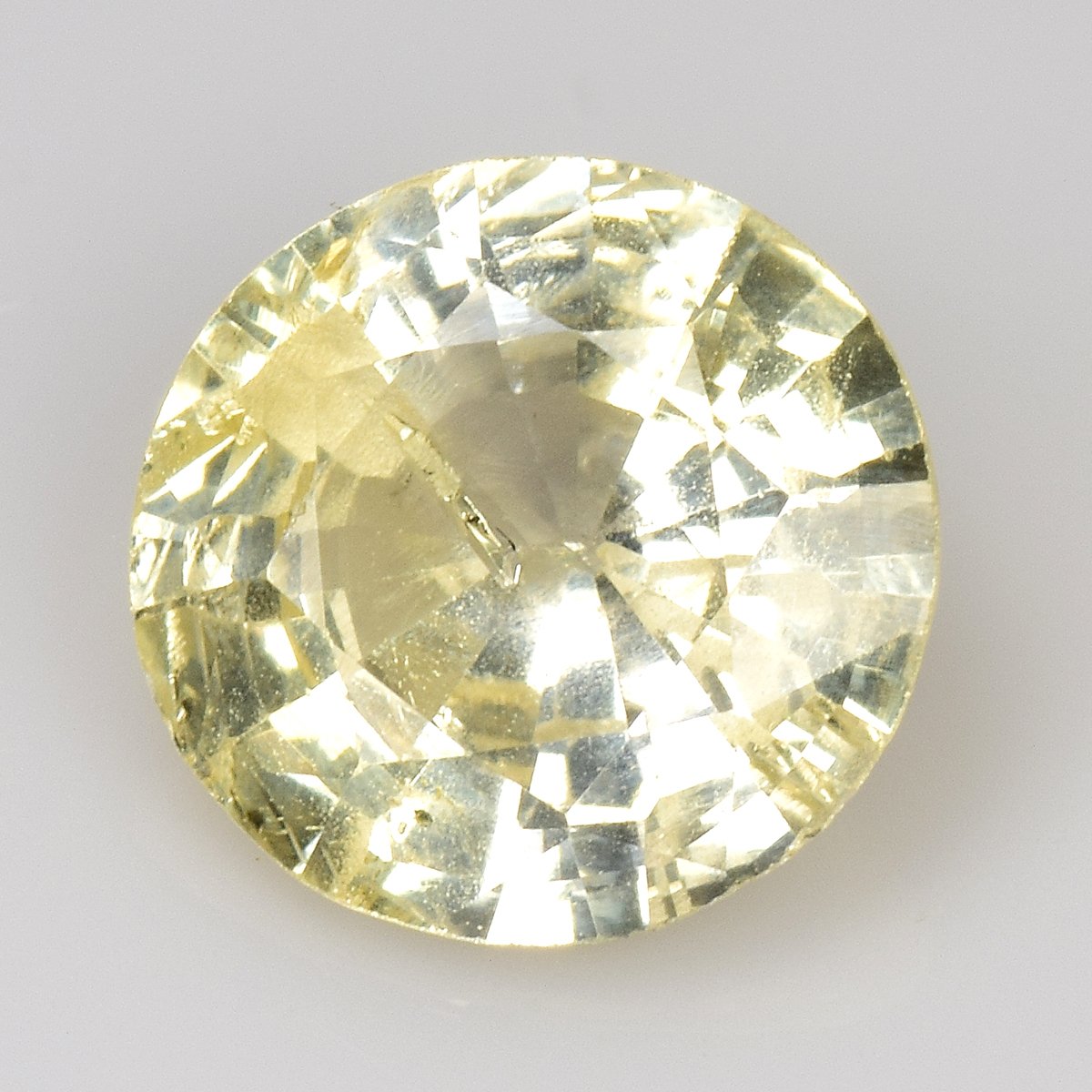 Gulsafir, rund, 1.04 ct